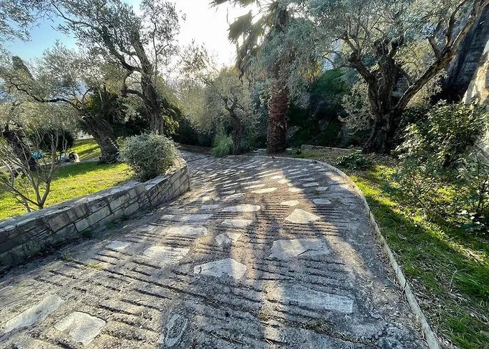 Beachfront Rodi Pelion Villa *